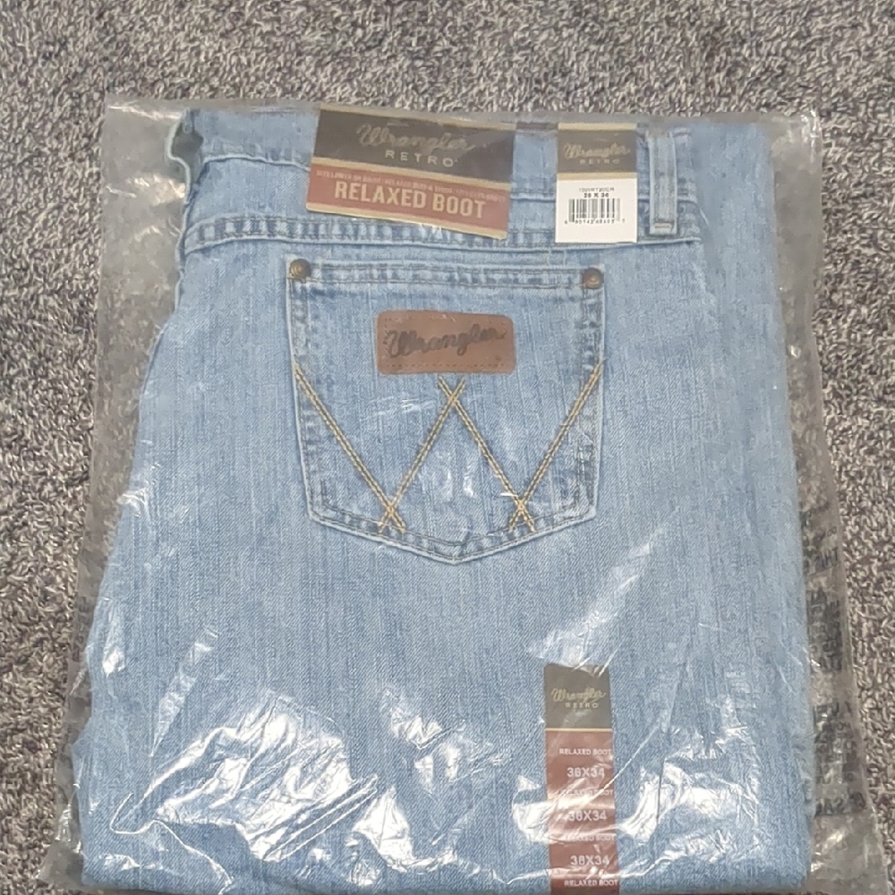 Wrangler 36 X 34 Retro Relaxed Boot Jeans New In Package!